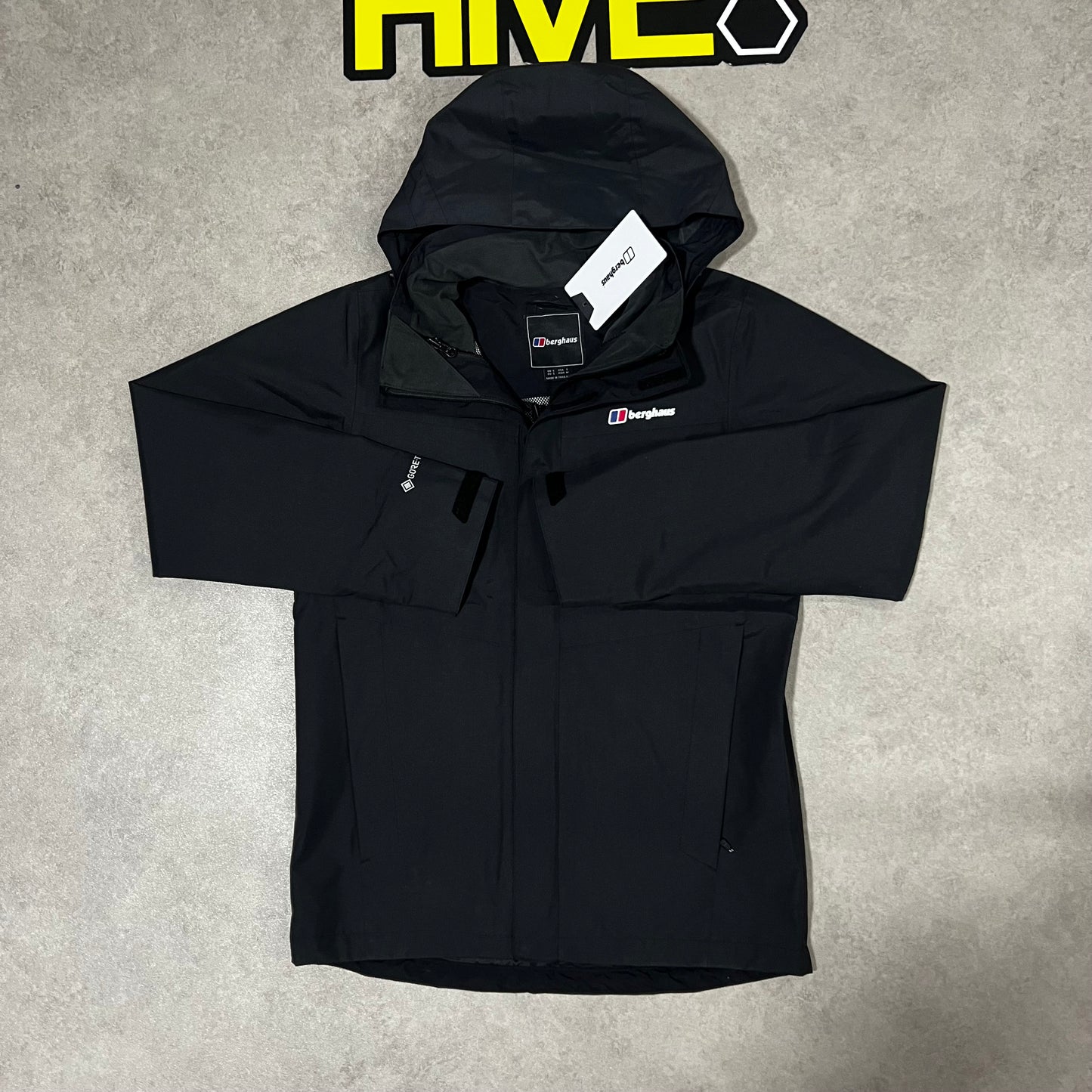 Berghaus Gortex windproof jacket - Black