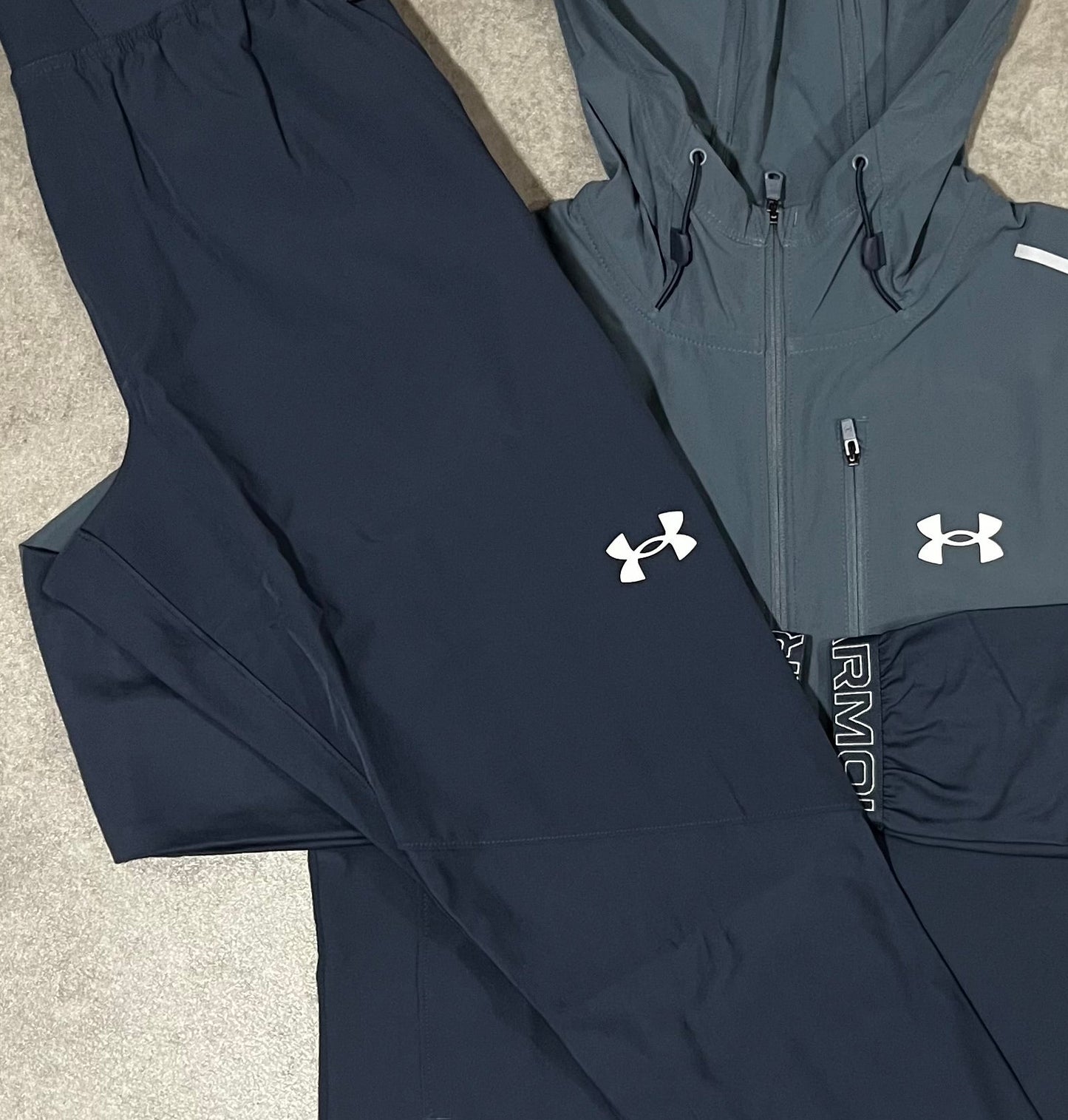 UNDER ARMOUR VANISH PANTS - GREY/NAVY