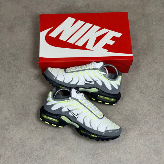 NIKE AIRMAX PLUS TN - GREY/LIME