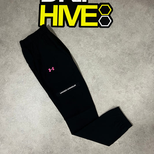 UNDER ARMOUR TECH UTILITY PANTS (CARGO) - BLACK/PINK