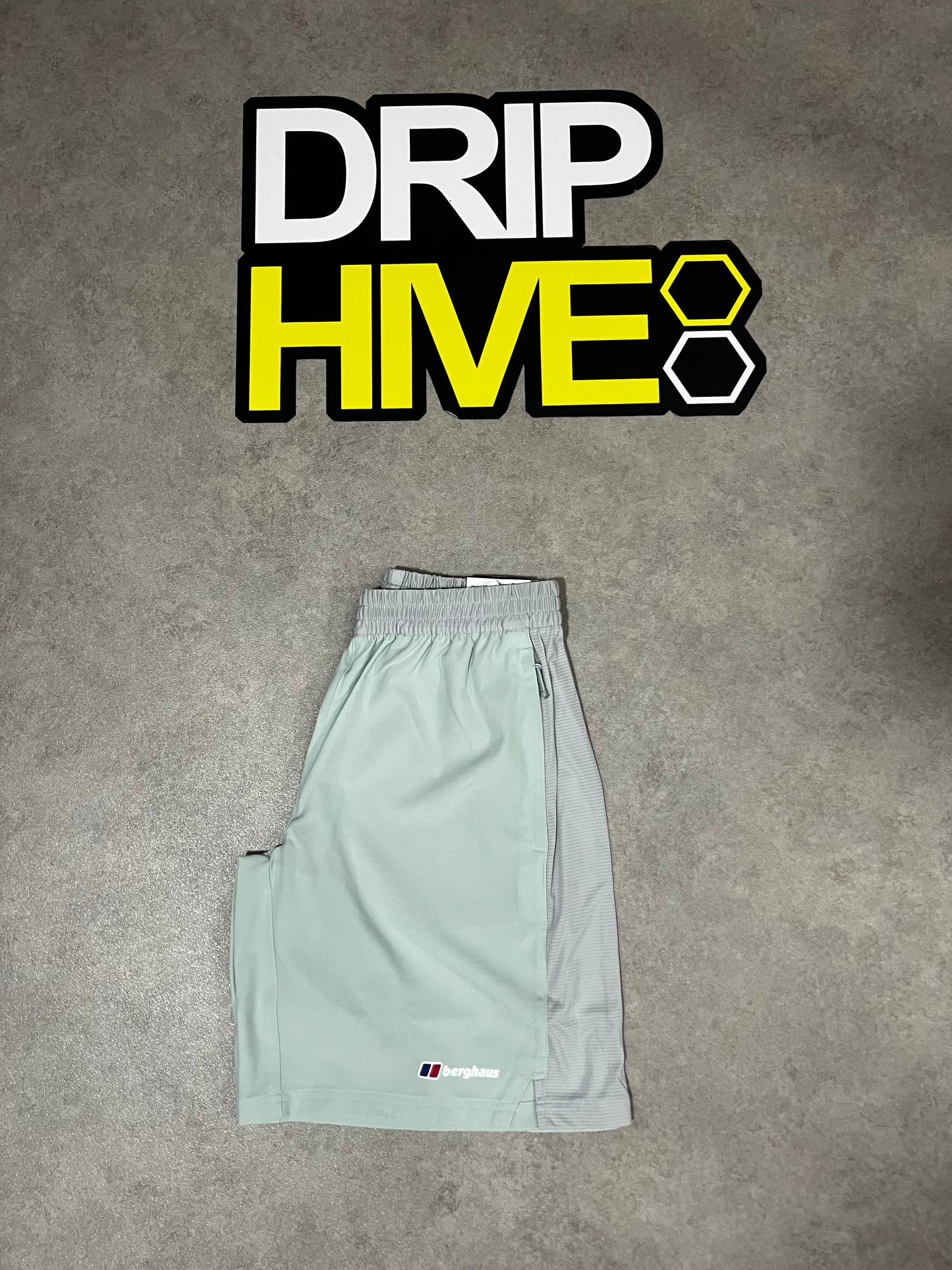 BERGHAUS WAYSIDE 3.0 TECH SHORTS- MINT GREEN
