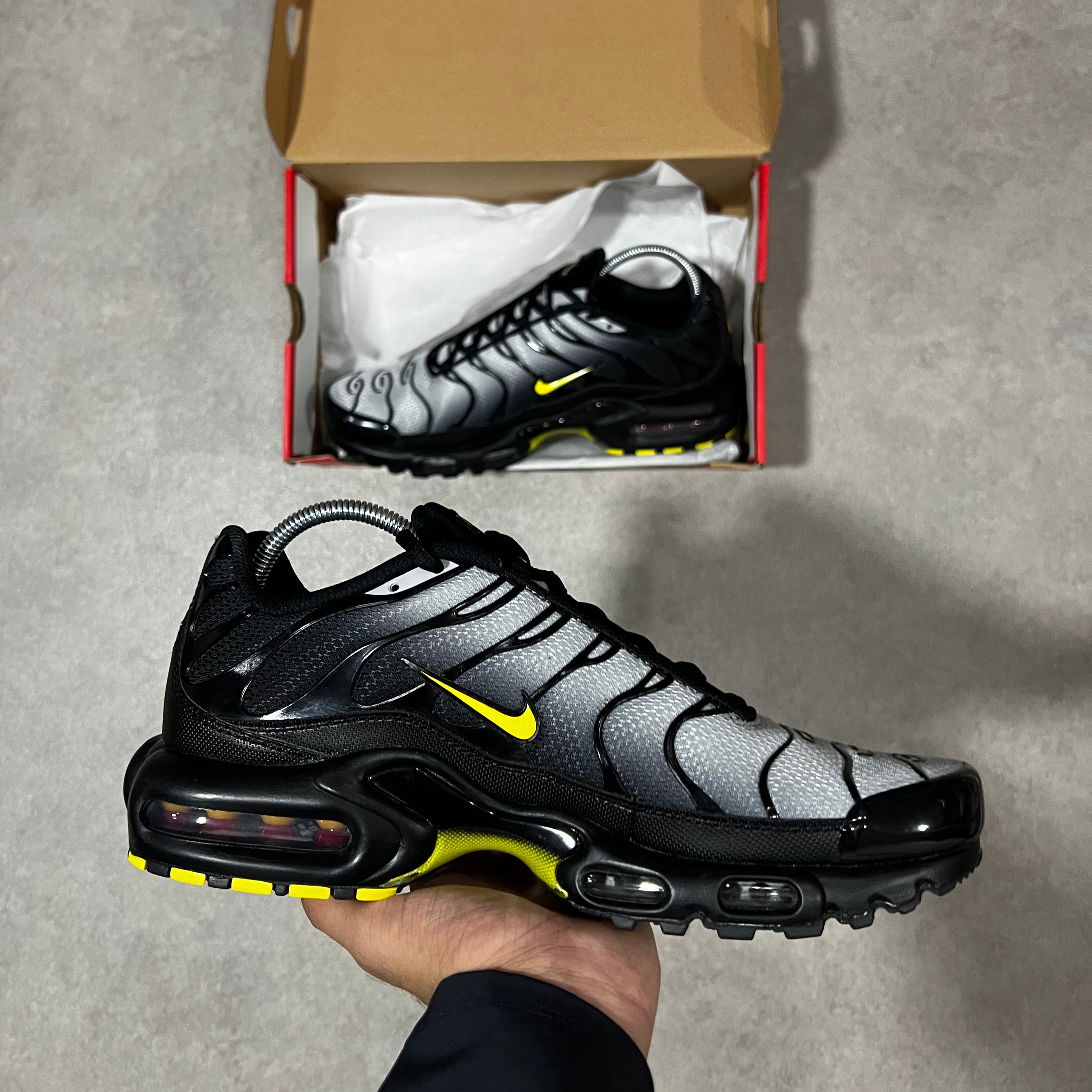 nike air max tn yellow